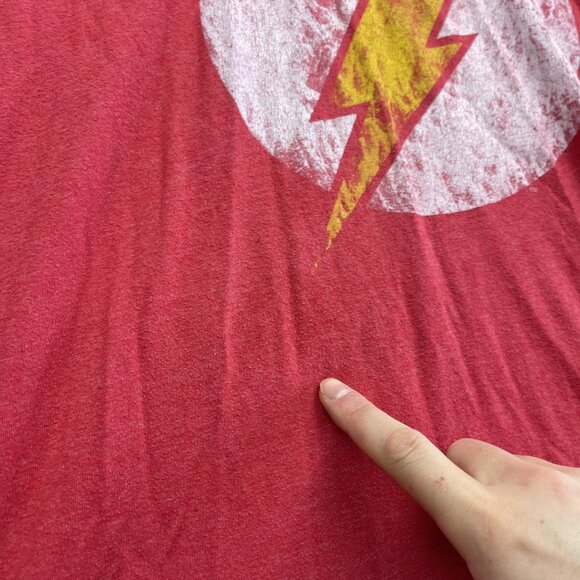 Retro The Flash DC Comics Faded Red Distressed Logo T-Shirt Men’s Size 2XL Read - Picture 6 of 16